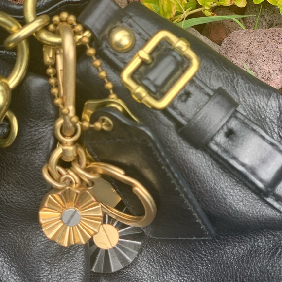 Coach Madison black leather Marielle Drawstring hobo bucket bag plus charms - Picture 9 of 15